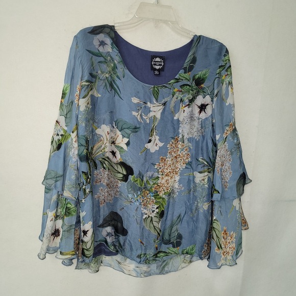 LE MARAIS PARIS Tops - LE MARAIS PARIS Silk Floral Bell Sleeve Blouse Top Made in Italy Size S Lined‎